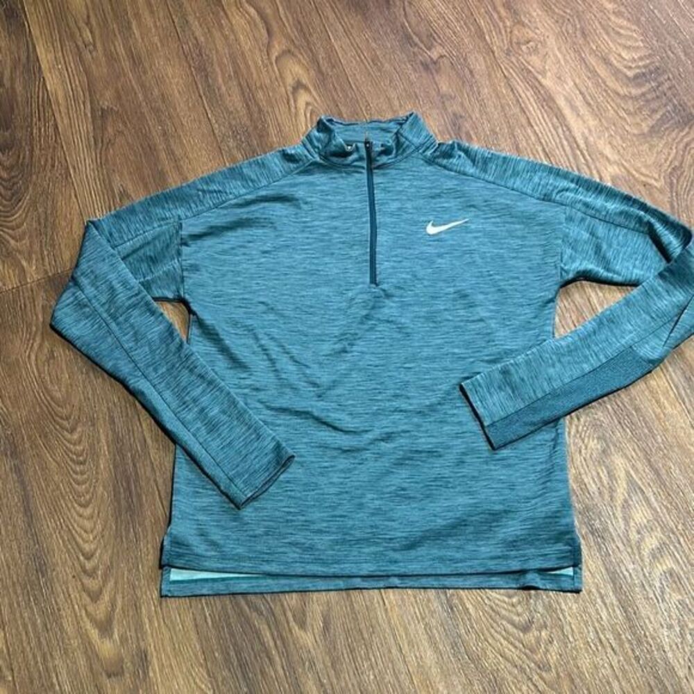 Nike dri fit workout long sleeve shirt. Yoga‎ running gym gear